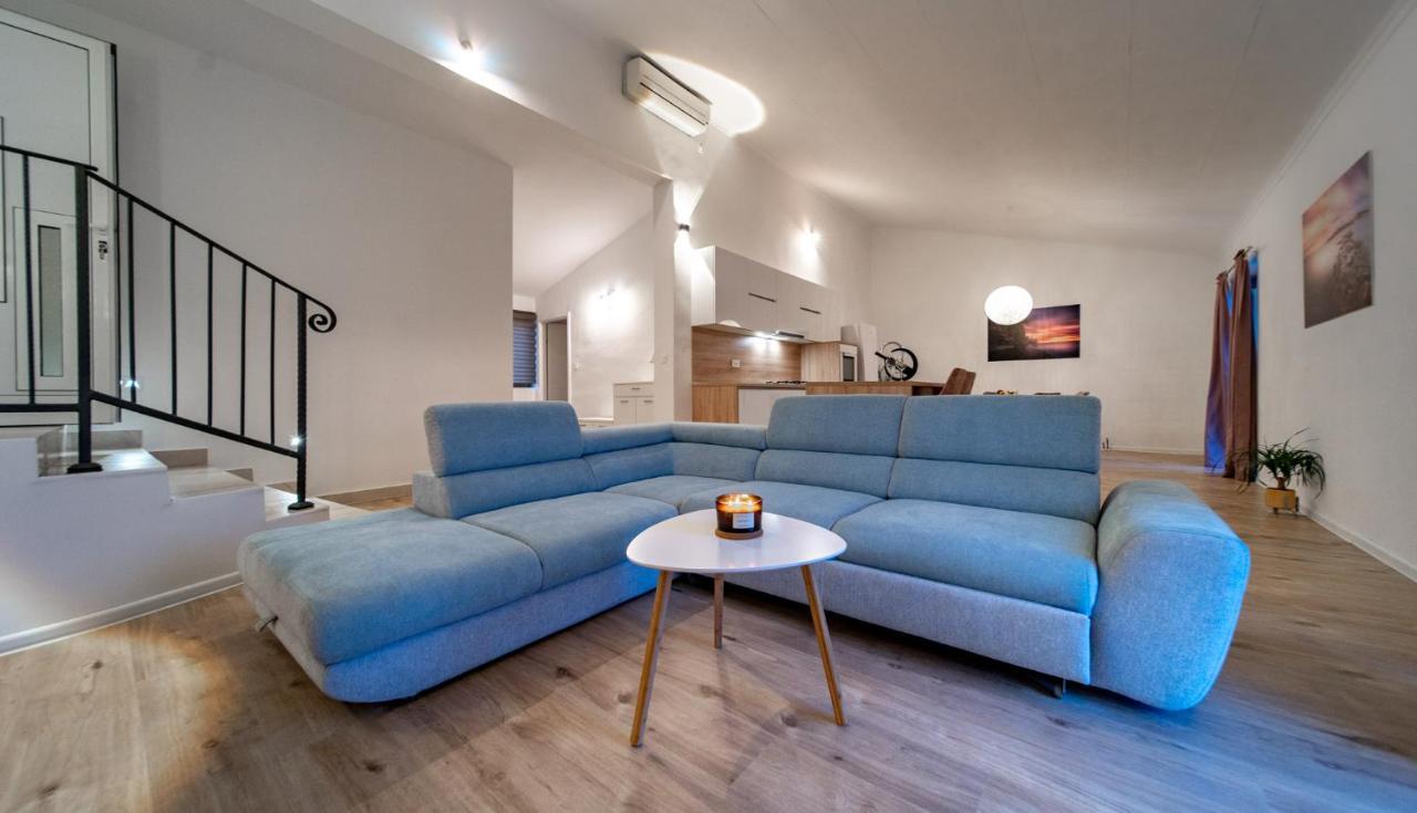 Grguric Apartments Palit Eksteriør bilde