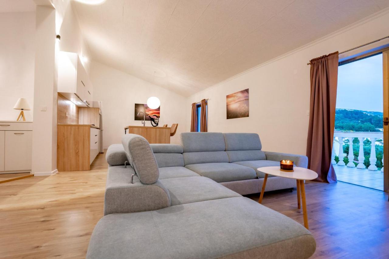Grguric Apartments Palit Eksteriør bilde