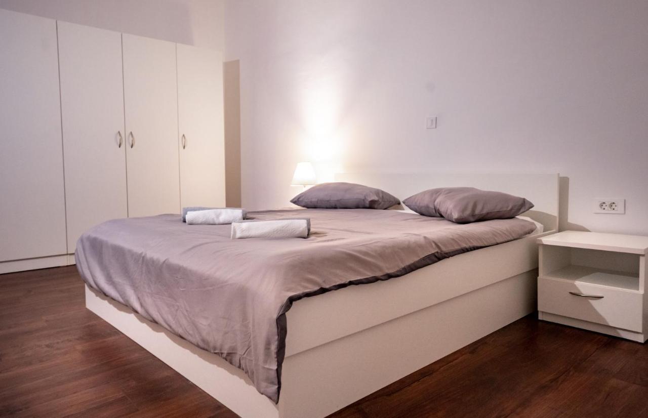 Grguric Apartments Palit Eksteriør bilde